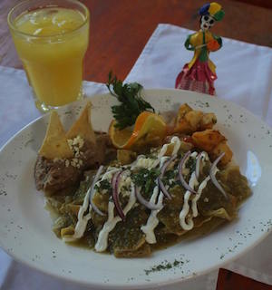 food at la catrina